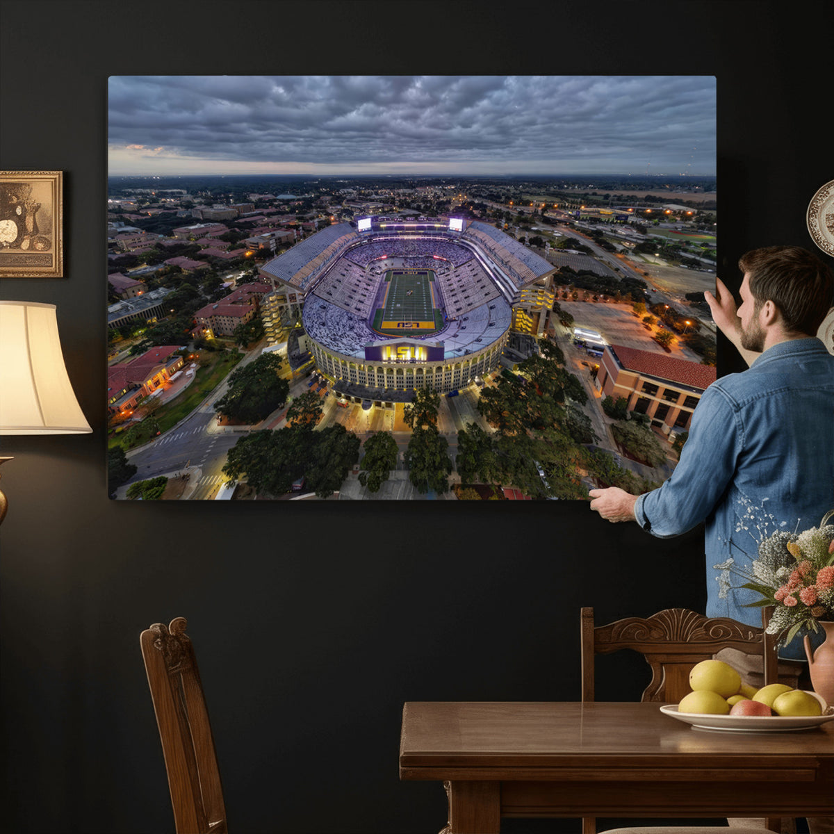 77405-MGV-CV-36X24 - The Louisiana State University Tigers Football Team Print