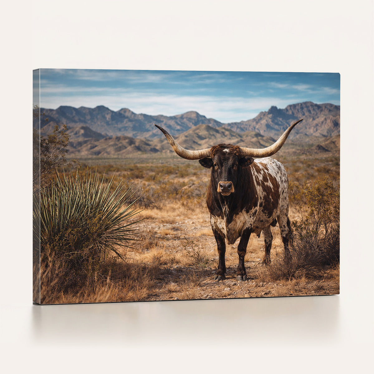 17622011S-MGV-CV-36X24 - Texas Longhorn Bull Wall Art Canvas Print, Western Farmhouse Cowboy Decor, Rustic Texas Ranch Cattle Artwork for Living Room Bedroom Office, Framed Wall Decor