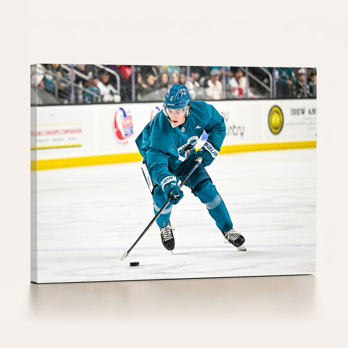 69179-MGV-CV-36X24 - San Jose Sharks Ice Hockey Player Wall Art Canvas Print