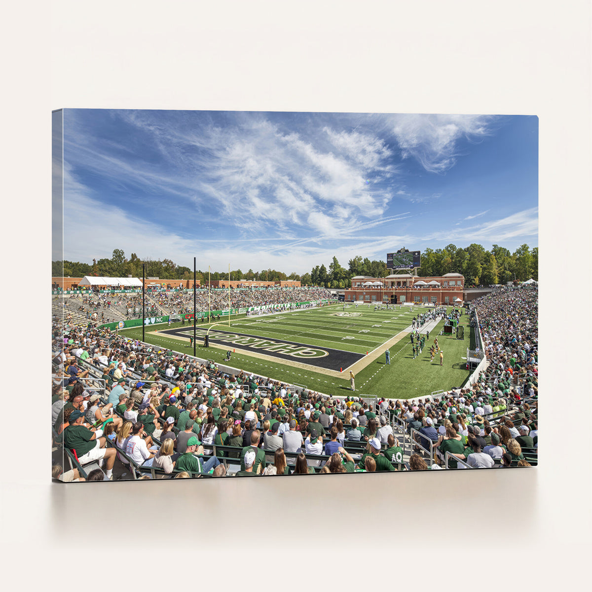 67799-MGV-CV-36X24 - University of Charlotte 49ers Football Team Print - Charlotte Jerry Richardson Stadium Canvas Print