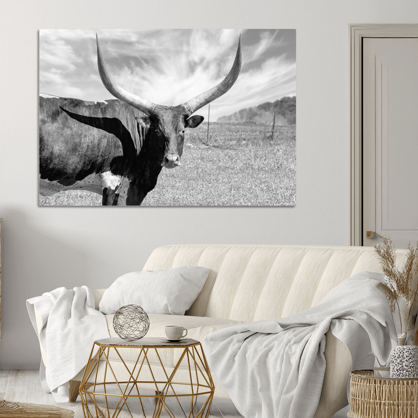 30017-MGV-CV-36X24-Cattle Wall Art Longhorn Cow Canvas Print