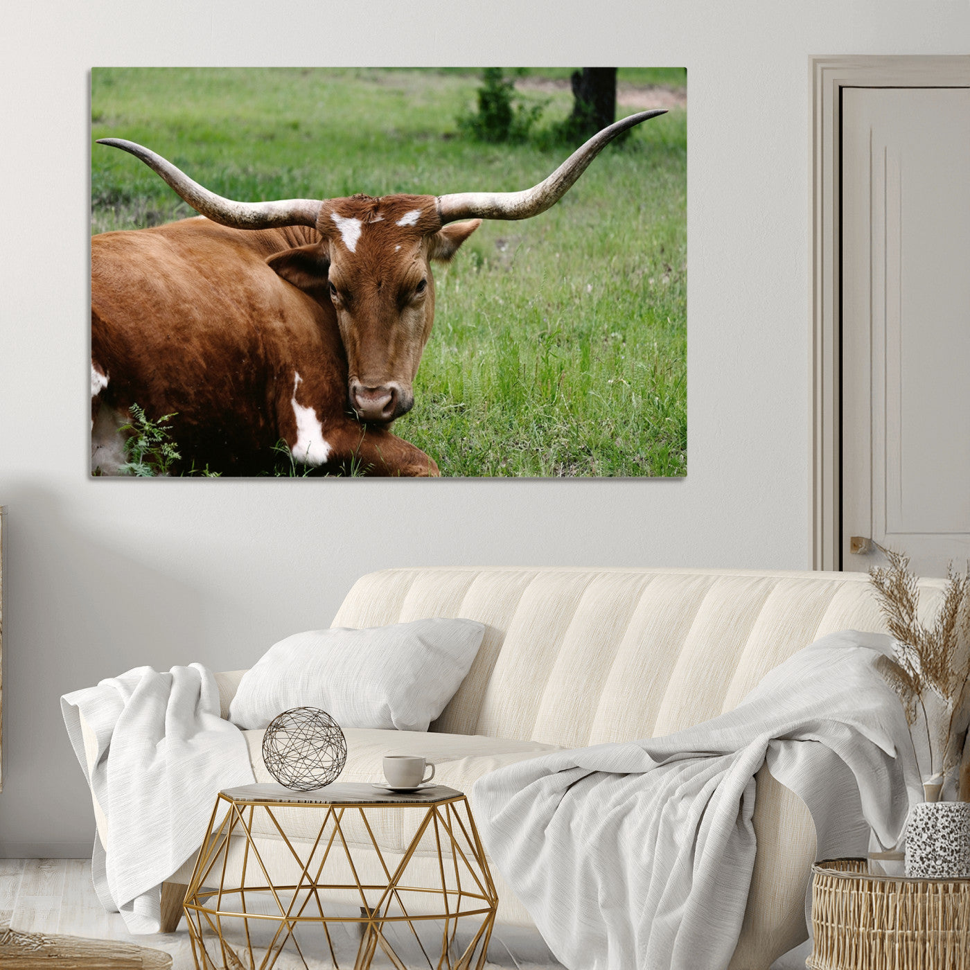 45997-MGV-CV-36X24-Longhorn Cow Animal Wall Art Canvas Print