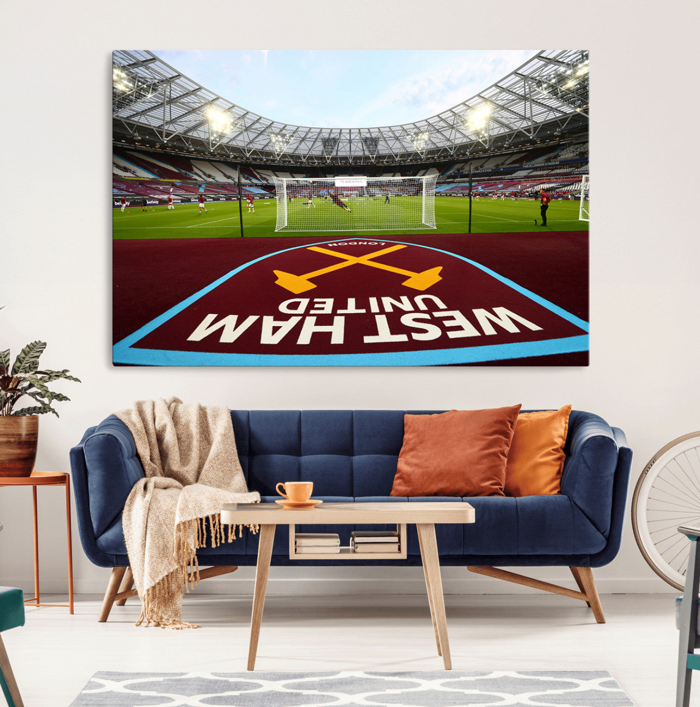 -West Ham United FC Stadium Canvas Wall Art – London Stadium Football Print – Premier League Team