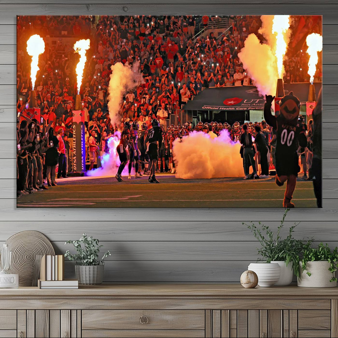 The University of Texas at San Antonio Roadrunners Football Team Print - San Antonio Alamodome Wall Art Canvas Print