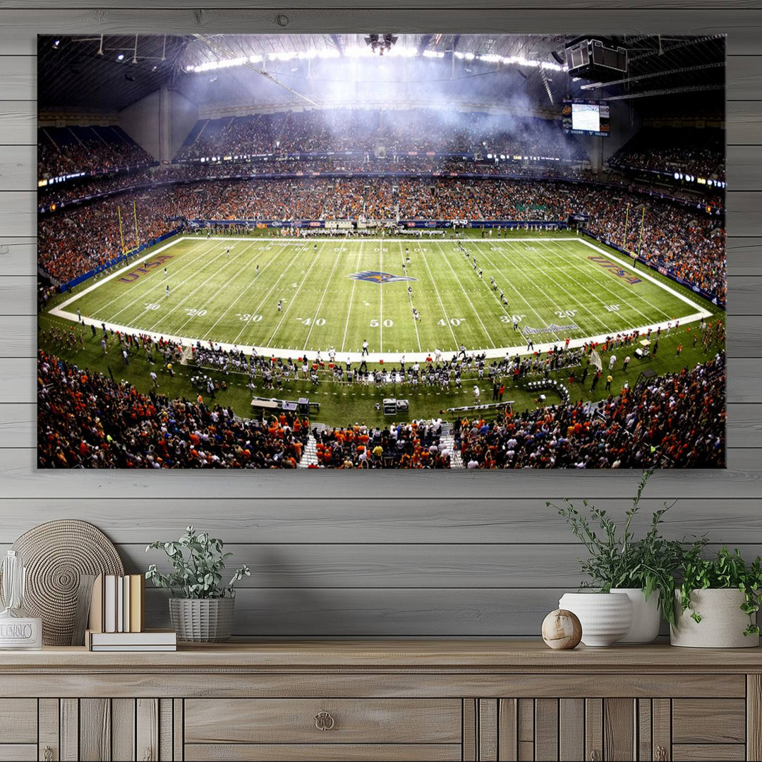 The University of Texas at San Antonio Roadrunners Football Team Print - San Antonio Alamodome Wall Art Canvas Print