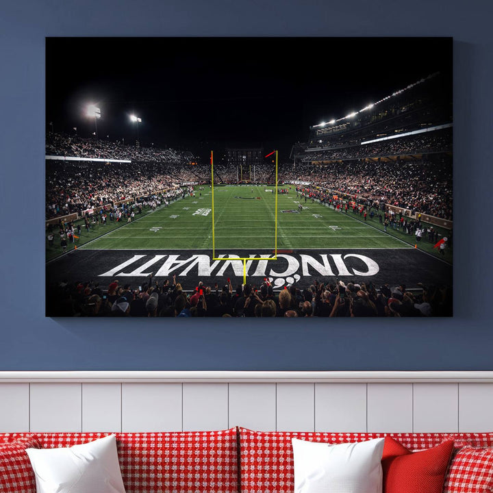 Cincinnati Bearcats Football Team Print - Nippert Stadium Wall Art Canvas Print