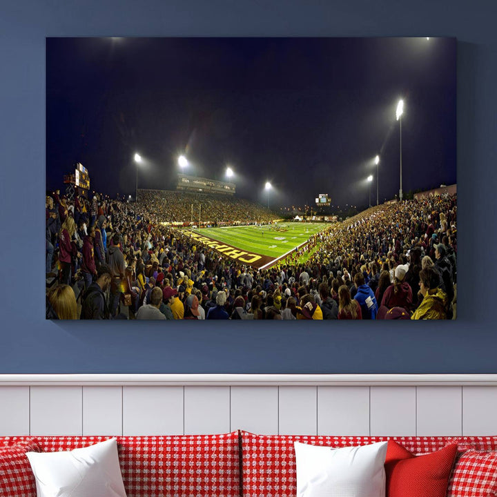 Central Michigan University Chippewas Football Team Print - Mount Pleasant Kelly/Shorts Stadium Wall Art Canvas Print