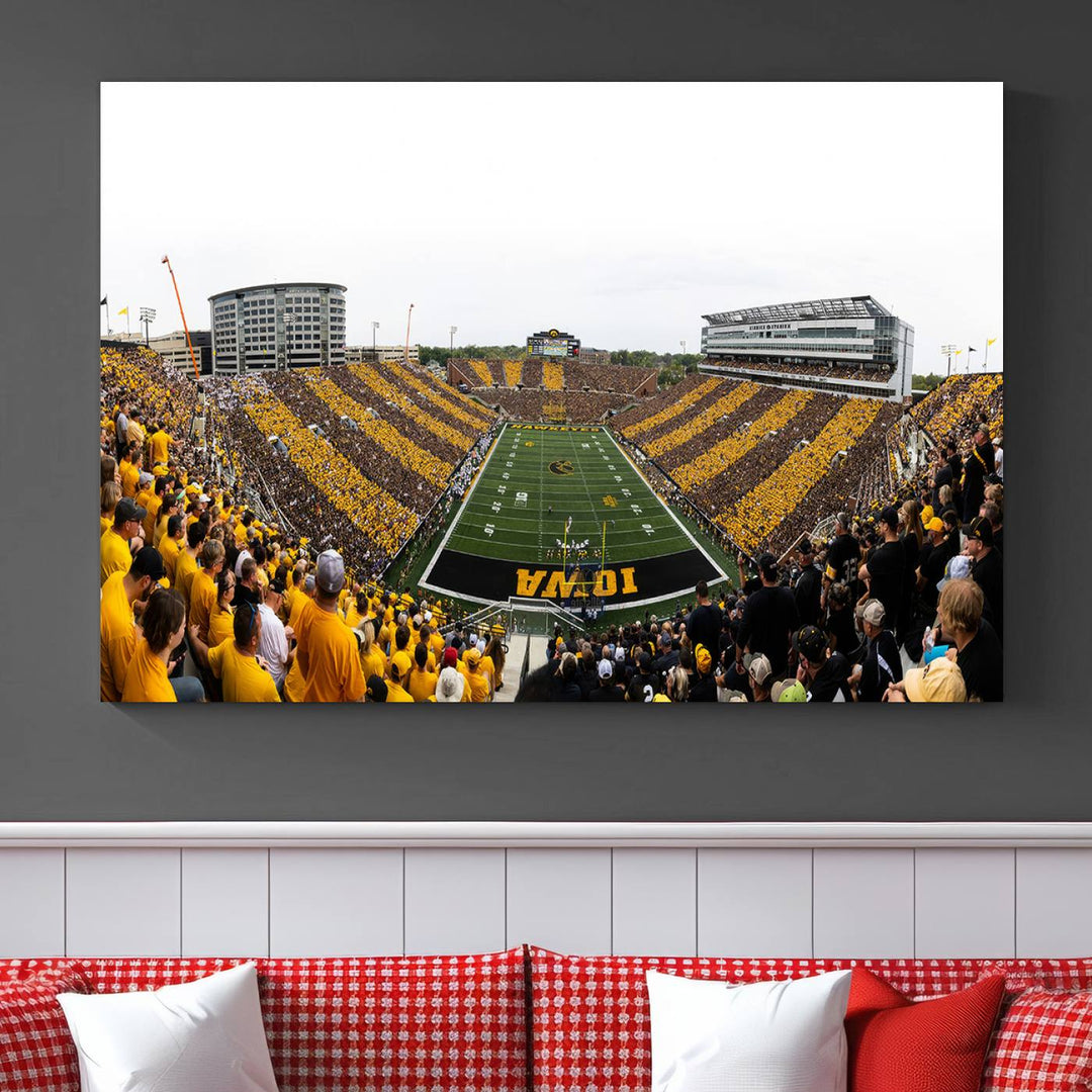 Iowa University Hawkeyes Football Team Print - Iowa City Kinnick Stadium Wall Art Canvas Print