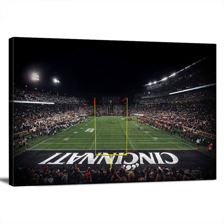 Cincinnati Bearcats Football Team Print - Nippert Stadium Wall Art Canvas Print