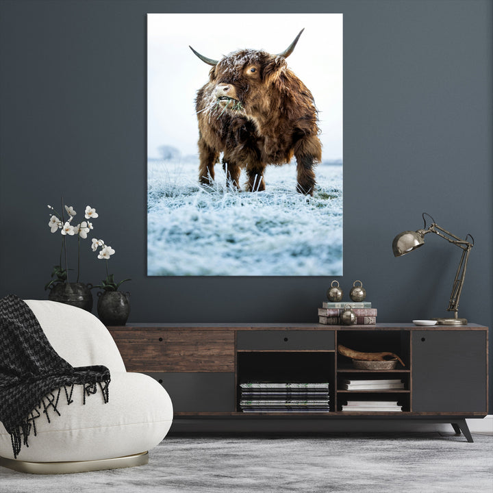 Minimalist Scottish Highlang Cow Wall Art Canvas Print for Farmhouse / County Style Art Print for Living Room - Office Decor