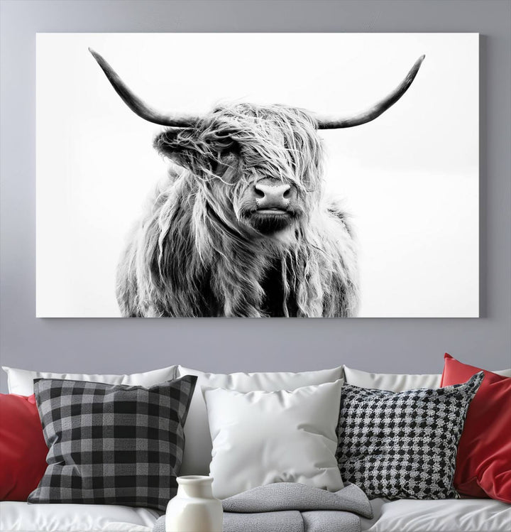 Lienzo de vaca de las Tierras Altas, arte de pared, decoración de granja, vaca, impresión en blanco y negro, decoración de pared rústica, pintura de animales, pared de vaca escocesa