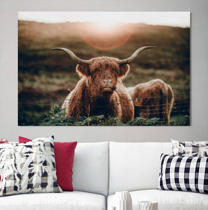 Lienzo de vaca de las tierras altas al amanecer, decoración del hogar, varios paneles, lienzo enmarcado listo para colgar, obras de arte para pared dividida, sala de estar, fotografía artística, decoración de pared