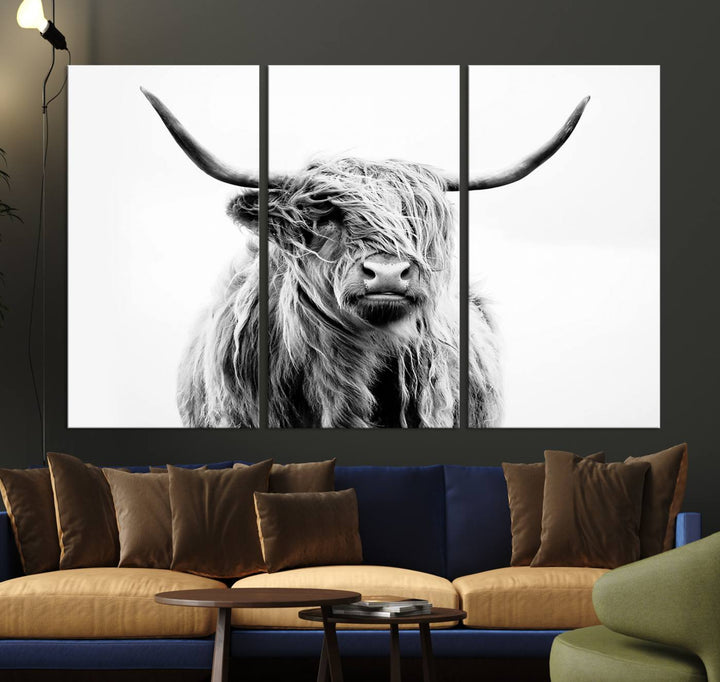 Lienzo de vaca de las Tierras Altas, arte de pared, decoración de granja, vaca, impresión en blanco y negro, decoración de pared rústica, pintura de animales, pared de vaca escocesa