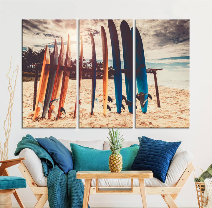 Tablas de surf coloridas y lienzo al atardecer Impresión de arte de pared Lienzo extra grande Arte deportivo inspirador Arte de lienzo de playa Arte de pared de múltiples paneles