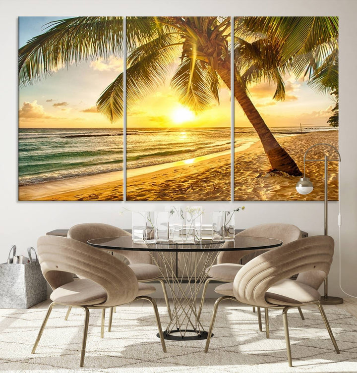 Tableau imprimé sur toile avec palmiers sur la plage au coucher du soleil