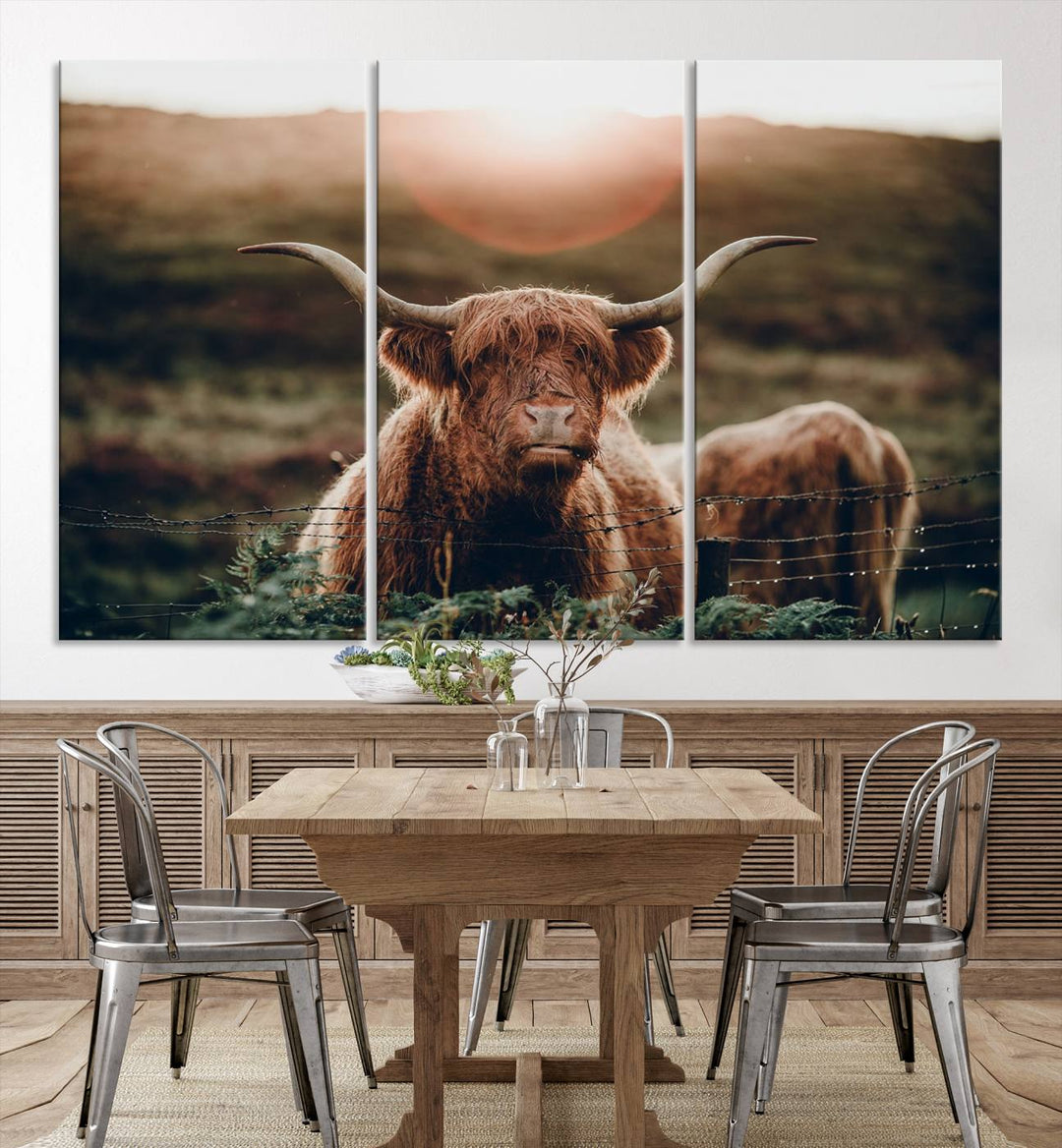 Lienzo de vaca de las tierras altas al amanecer, decoración del hogar, varios paneles, lienzo enmarcado listo para colgar, obras de arte para pared dividida, sala de estar, fotografía artística, decoración de pared