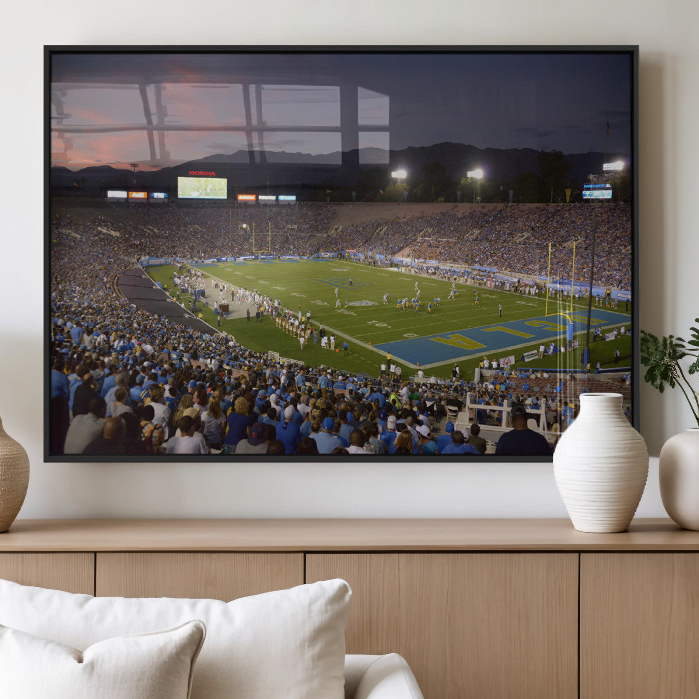 MGV-FP-60X30-3P - UCLA Bruins Football Team Print - Pasadena Rose Bowl Stadium Wall Art Canvas Print