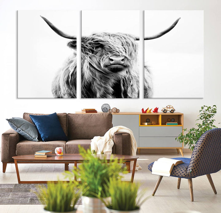 Lienzo de vaca de las Tierras Altas, arte de pared, decoración de granja, vaca, impresión en blanco y negro, decoración de pared rústica, pintura de animales, pared de vaca escocesa