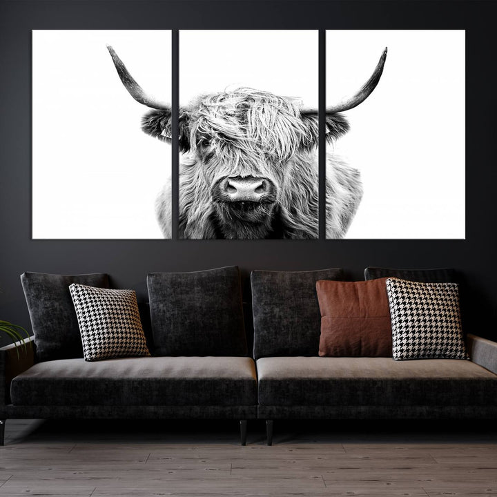 Lienzo de vaca de las Tierras Altas, arte de pared, decoración de granja, vaca, impresión en blanco y negro, decoración de pared rústica, pintura de animales, pared de vaca escocesa