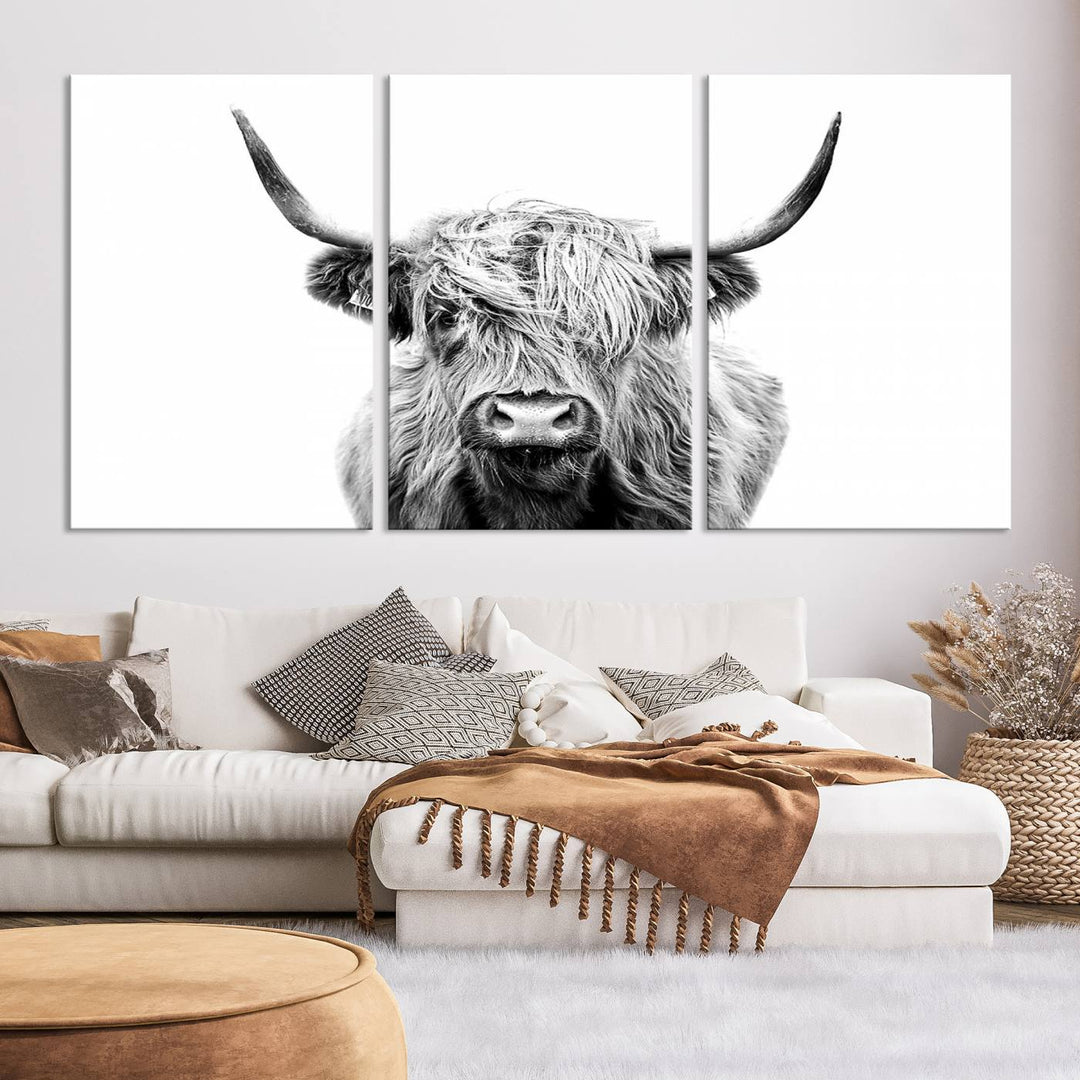 Lienzo de vaca de las Tierras Altas, arte de pared, decoración de granja, vaca, impresión en blanco y negro, decoración de pared rústica, pintura de animales, pared de vaca escocesa