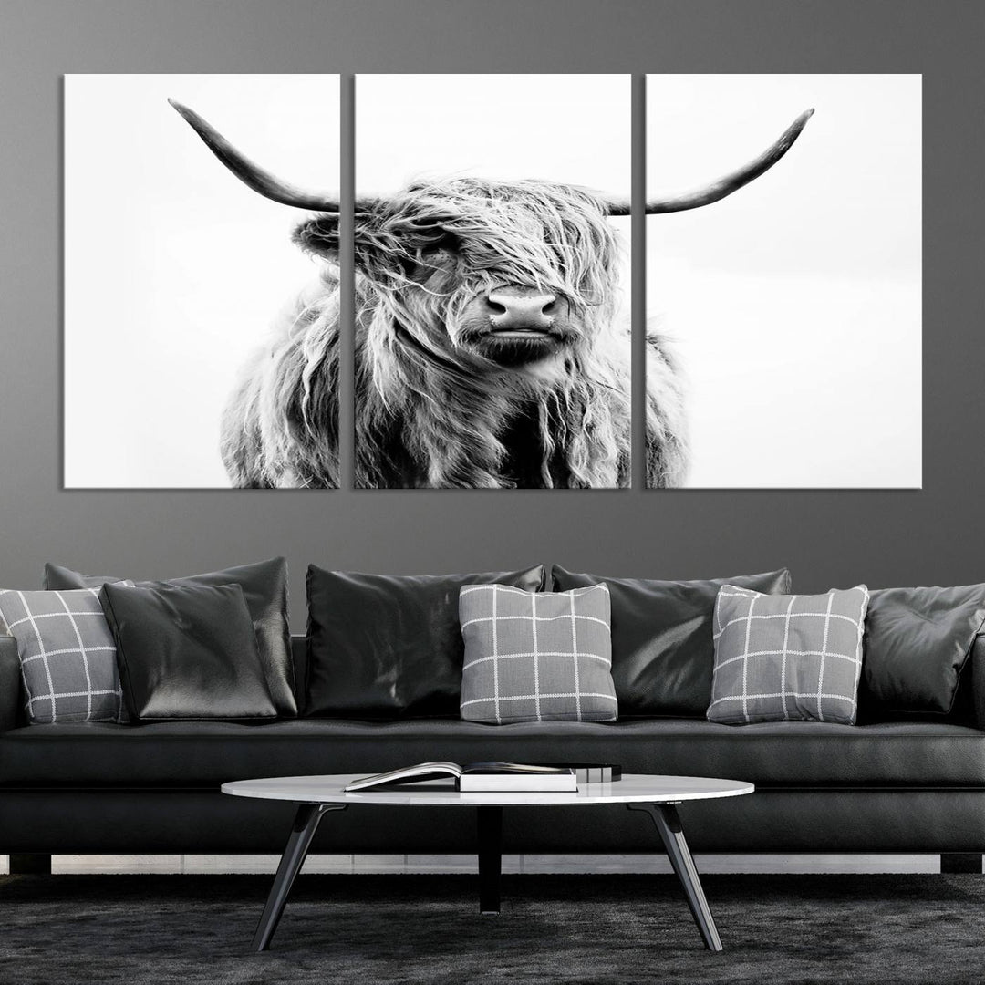 Lienzo de vaca de las Tierras Altas, arte de pared, decoración de granja, vaca, impresión en blanco y negro, decoración de pared rústica, pintura de animales, pared de vaca escocesa