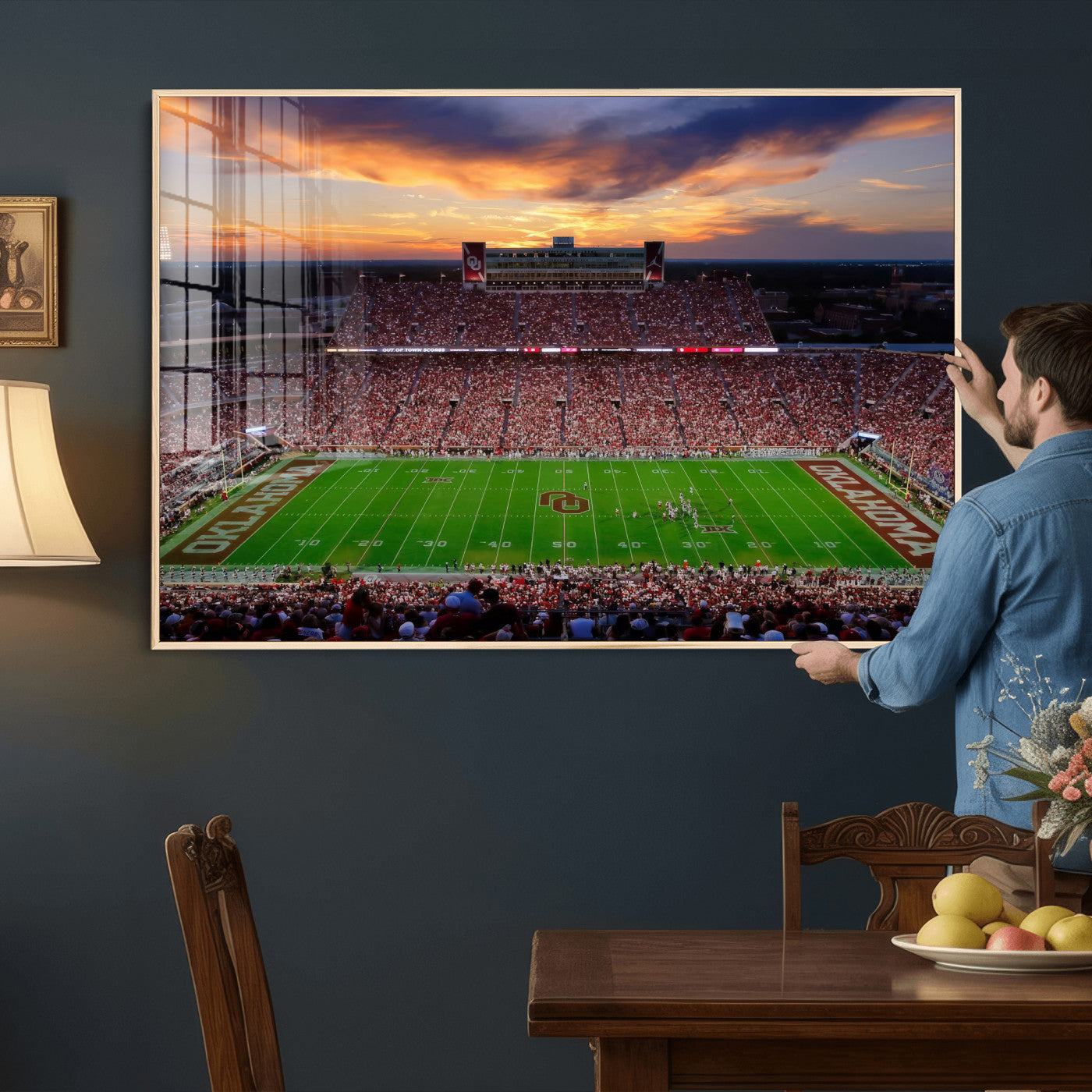 51457497-MGV-CV-36X24 - Oklahoma Sooners Stadium Wall Art Canvas Print, College Football Sunset Game Scene, OU Football Field Panorama Wall Decor