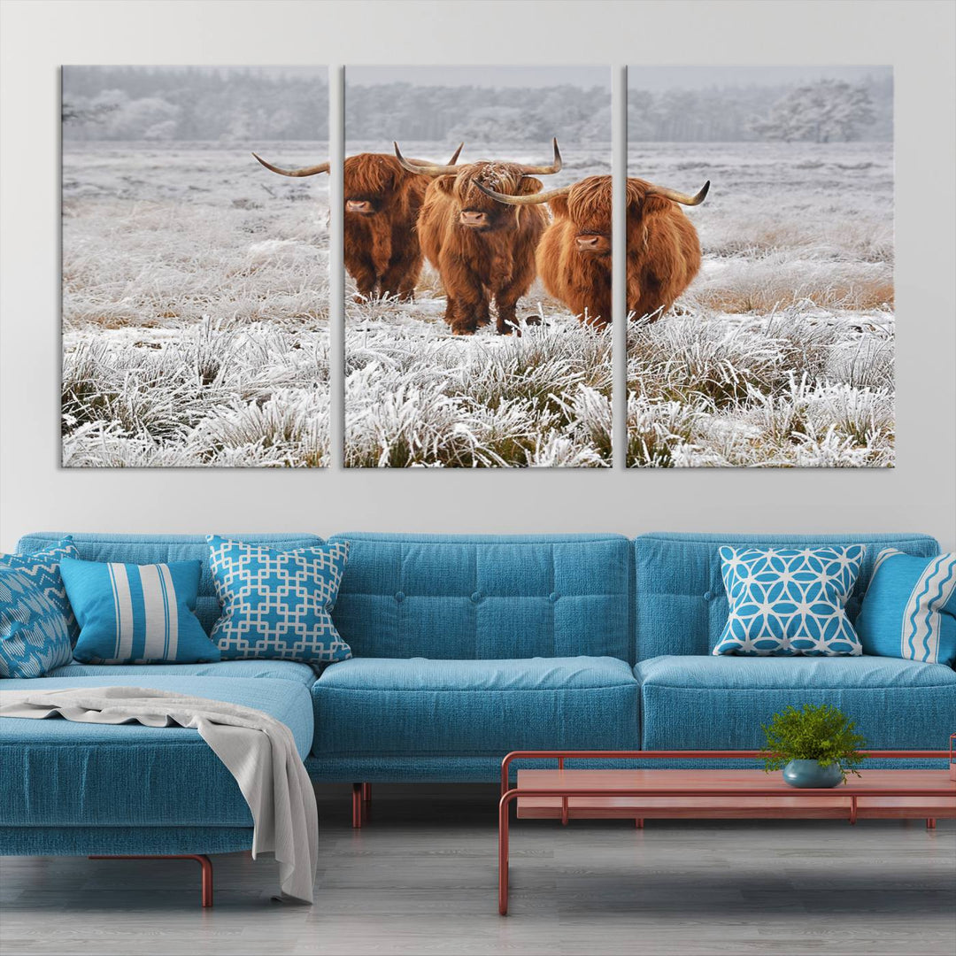 Vaches des Highlands dans la neige Art sur toile Highland Cattle Picture Art Farmhouse Art