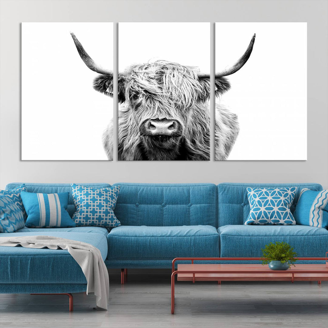 Lienzo de vaca de las Tierras Altas, arte de pared, decoración de granja, vaca, impresión en blanco y negro, decoración de pared rústica, pintura de animales, pared de vaca escocesa