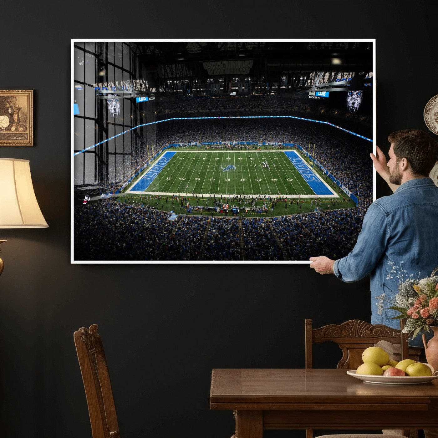 16709602-MGV-CV-36X24 - Detroit Lions Stadium Wall Art Canvas Print, Football Field Panorama Artwork, NFL Game Night Stadium Decor