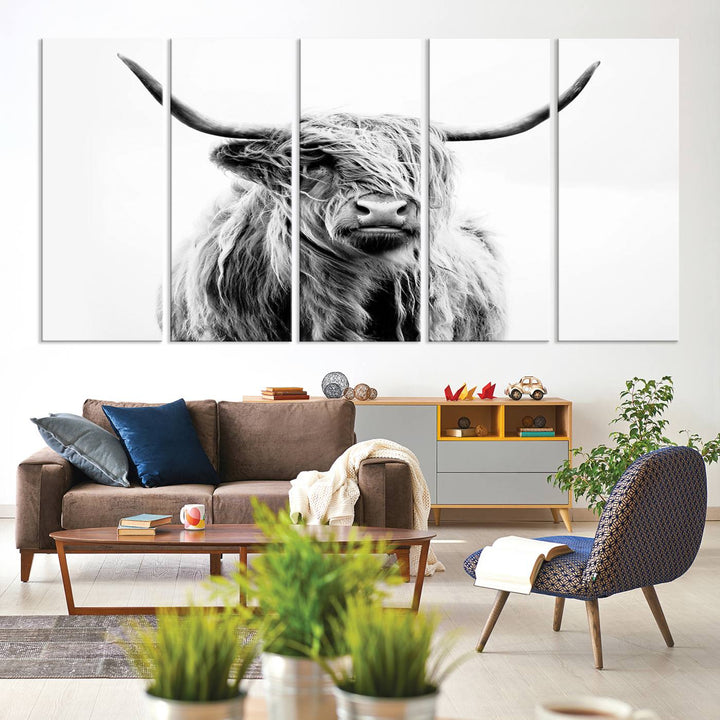 Lienzo de vaca de las Tierras Altas, arte de pared, decoración de granja, vaca, impresión en blanco y negro, decoración de pared rústica, pintura de animales, pared de vaca escocesa