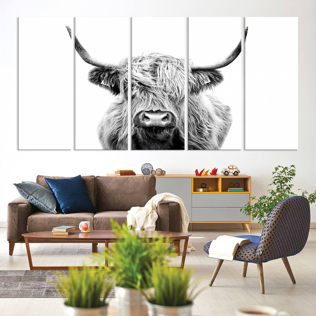 Lienzo de vaca de las Tierras Altas, arte de pared, decoración de granja, vaca, impresión en blanco y negro, decoración de pared rústica, pintura de animales, pared de vaca escocesa