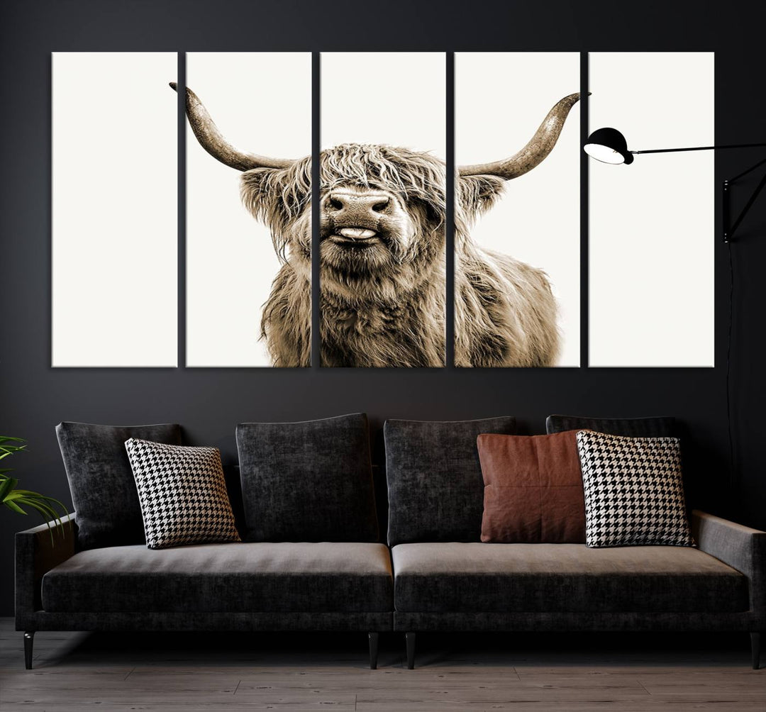 Lienzo de vaca de las Tierras Altas, arte de pared, decoración de granja, vaca, impresión en blanco y negro, decoración de pared rústica, pintura de animales, pared de vaca escocesa