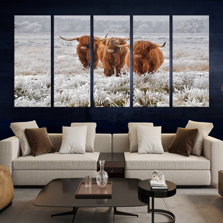 Vaches des Highlands dans la neige Art sur toile Highland Cattle Picture Art Farmhouse Art