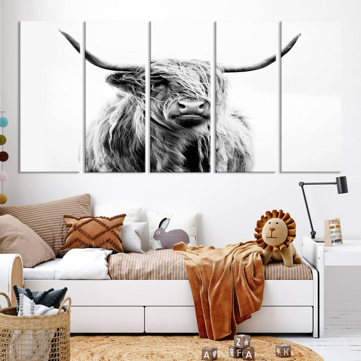 Lienzo de vaca de las Tierras Altas, arte de pared, decoración de granja, vaca, impresión en blanco y negro, decoración de pared rústica, pintura de animales, pared de vaca escocesa