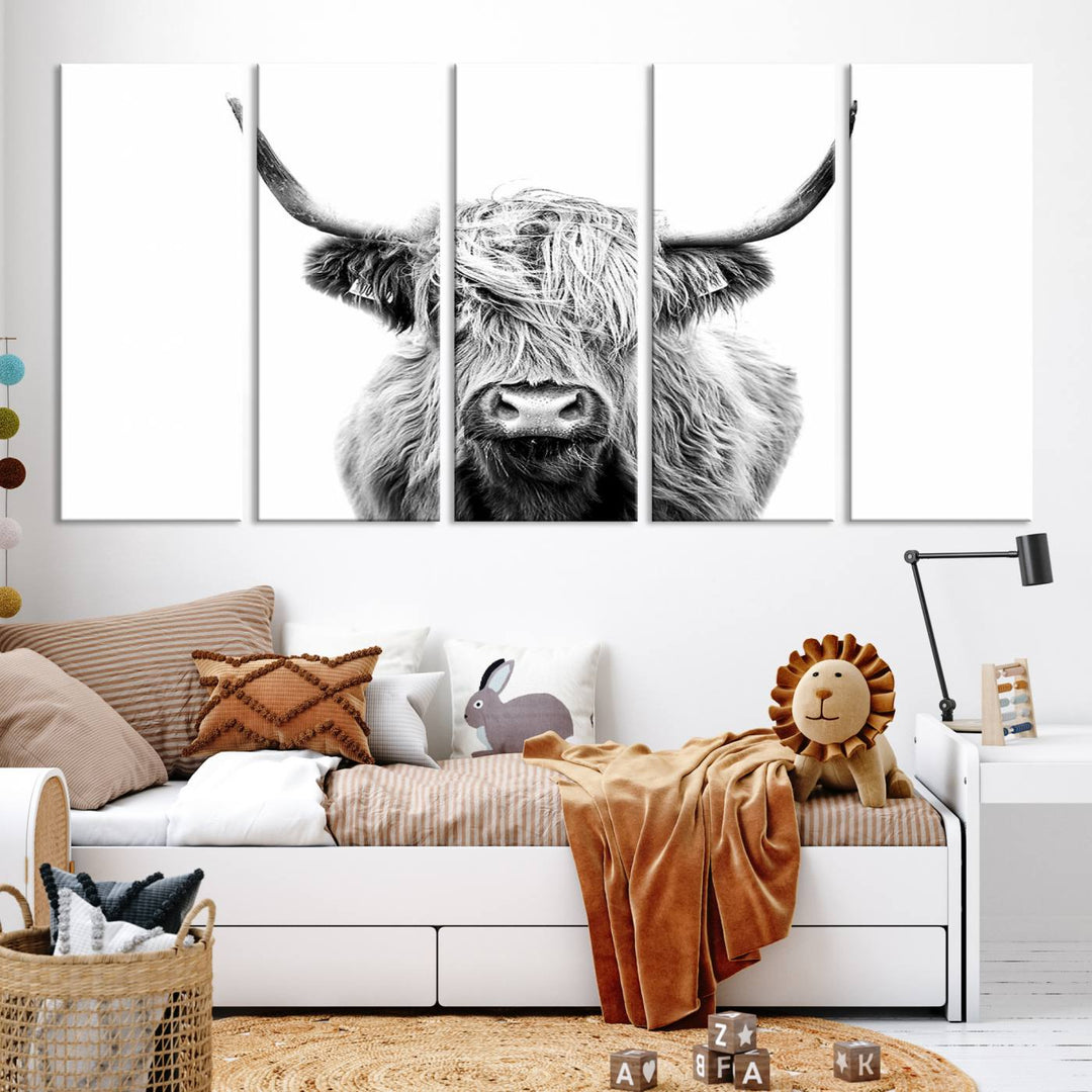 Lienzo de vaca de las Tierras Altas, arte de pared, decoración de granja, vaca, impresión en blanco y negro, decoración de pared rústica, pintura de animales, pared de vaca escocesa