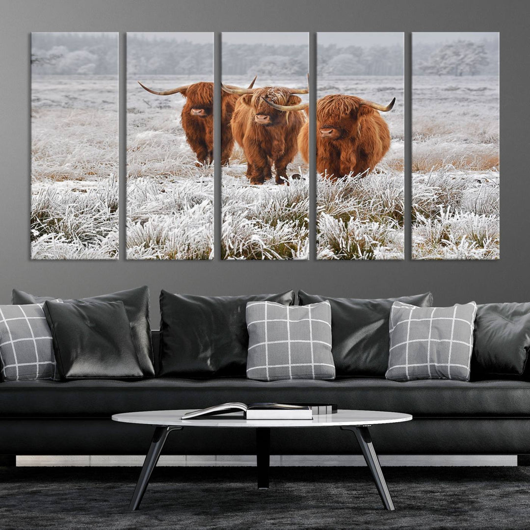 Vaches des Highlands dans la neige Art sur toile Highland Cattle Picture Art Farmhouse Art