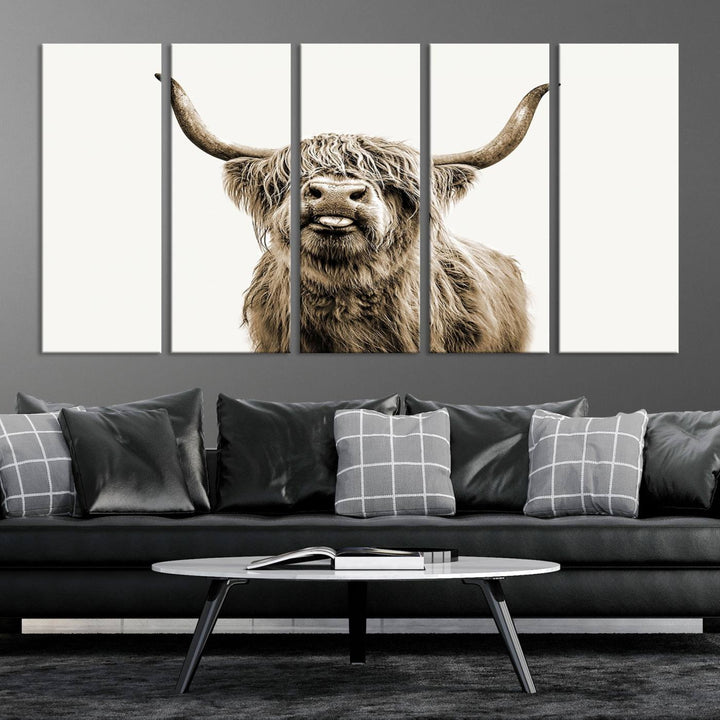 Lienzo de vaca de las Tierras Altas, arte de pared, decoración de granja, vaca, impresión en blanco y negro, decoración de pared rústica, pintura de animales, pared de vaca escocesa