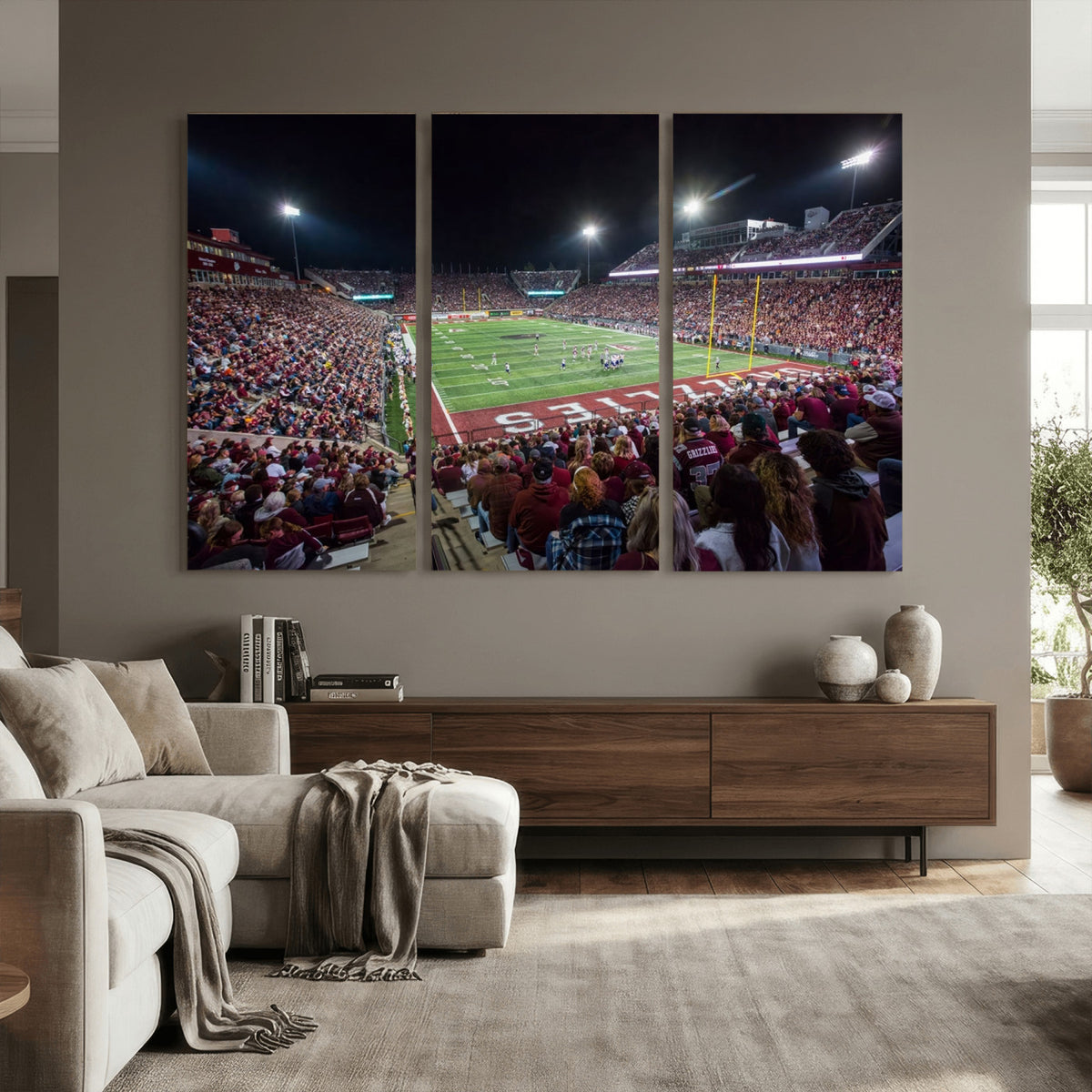 56191-MGV-CV-36X24 - Washington Grizzly Stadium American Football Wall Art Canvas Print, Sports Wall Art Print, Game Room Decor-1