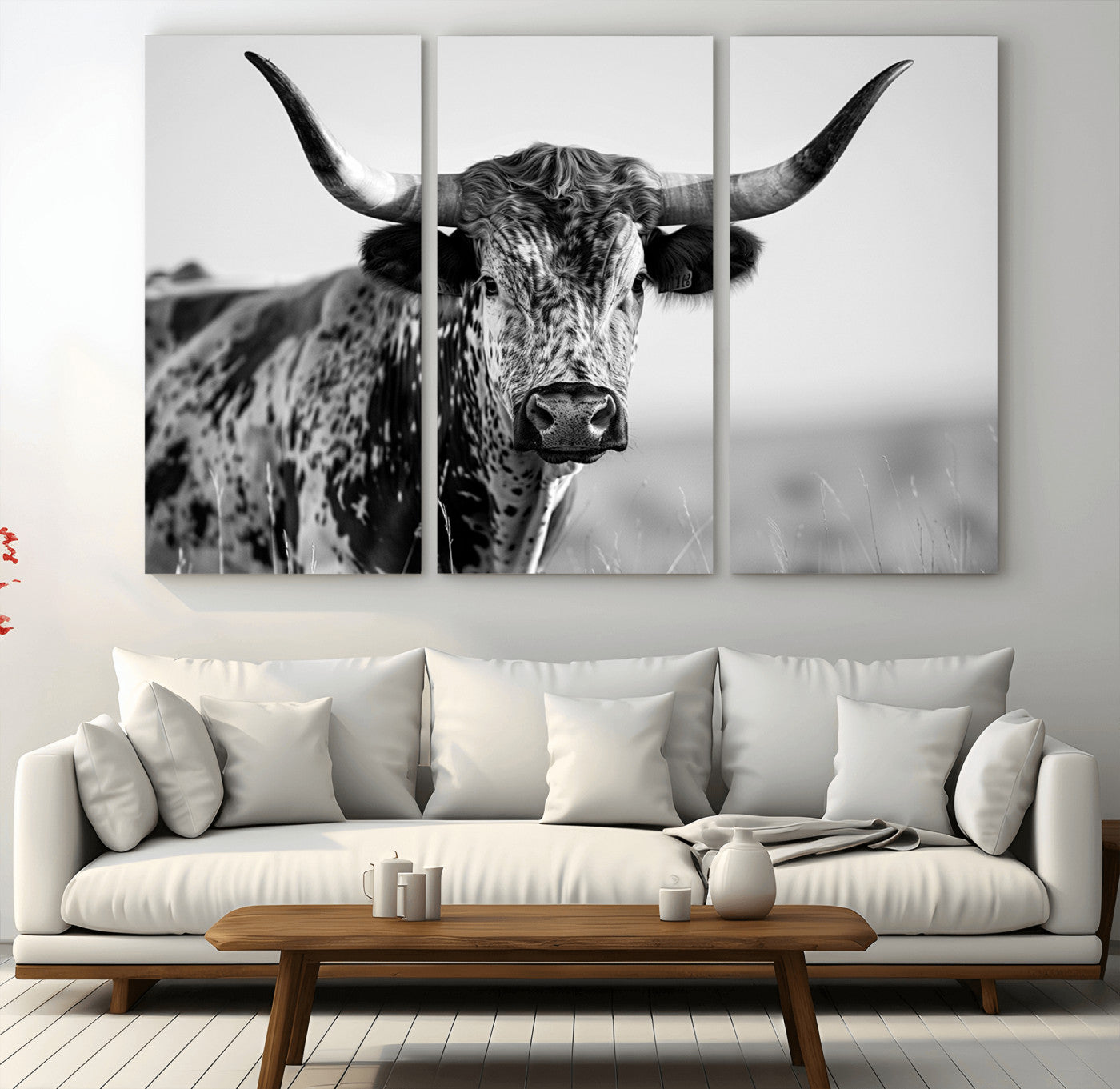 -Texas Cow Longhorn Wall Art Canvas Print in Black and White – Framed, Ready to Hang
