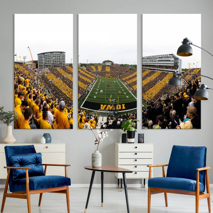 Iowa University Hawkeyes Football Team Print - Iowa City Kinnick Stadium Wall Art Canvas Print