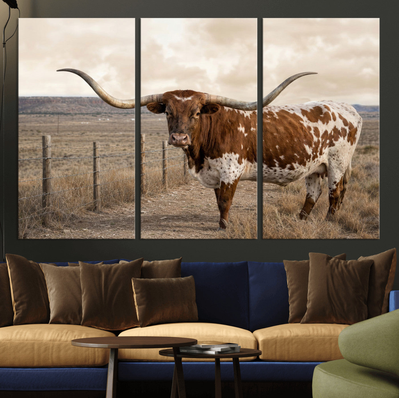 22808364-MGV-CV-36X24 - Texas Longhorn Cattle in Desert Pasture Wall Art Canvas Print - Rustic Western Decor