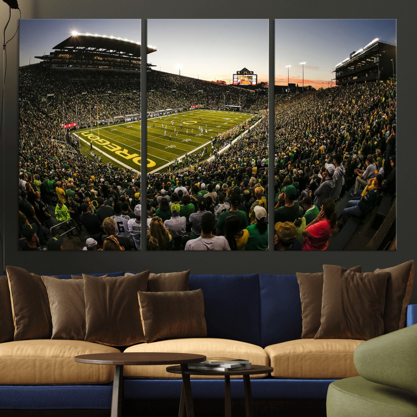 MGV-CV-48X32-3P - Oregon Stadium Canvas Wall Art - Captivating Game Day Scene at Autzen Stadium, Oregon Ducks Football