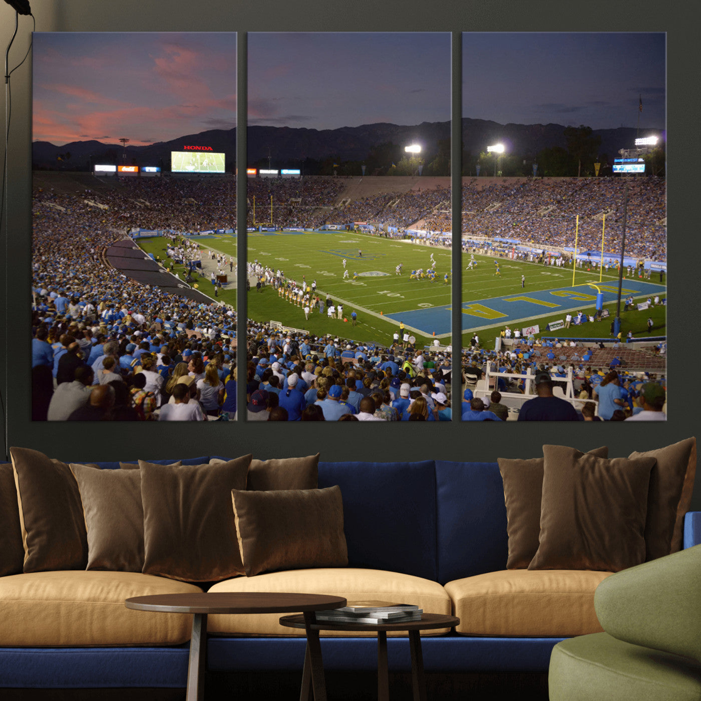 90359-MGV-CV-48X32-3P-UCLA Bruins Football Team Print - Pasadena Rose Bowl Stadium Wall Art Canvas Print