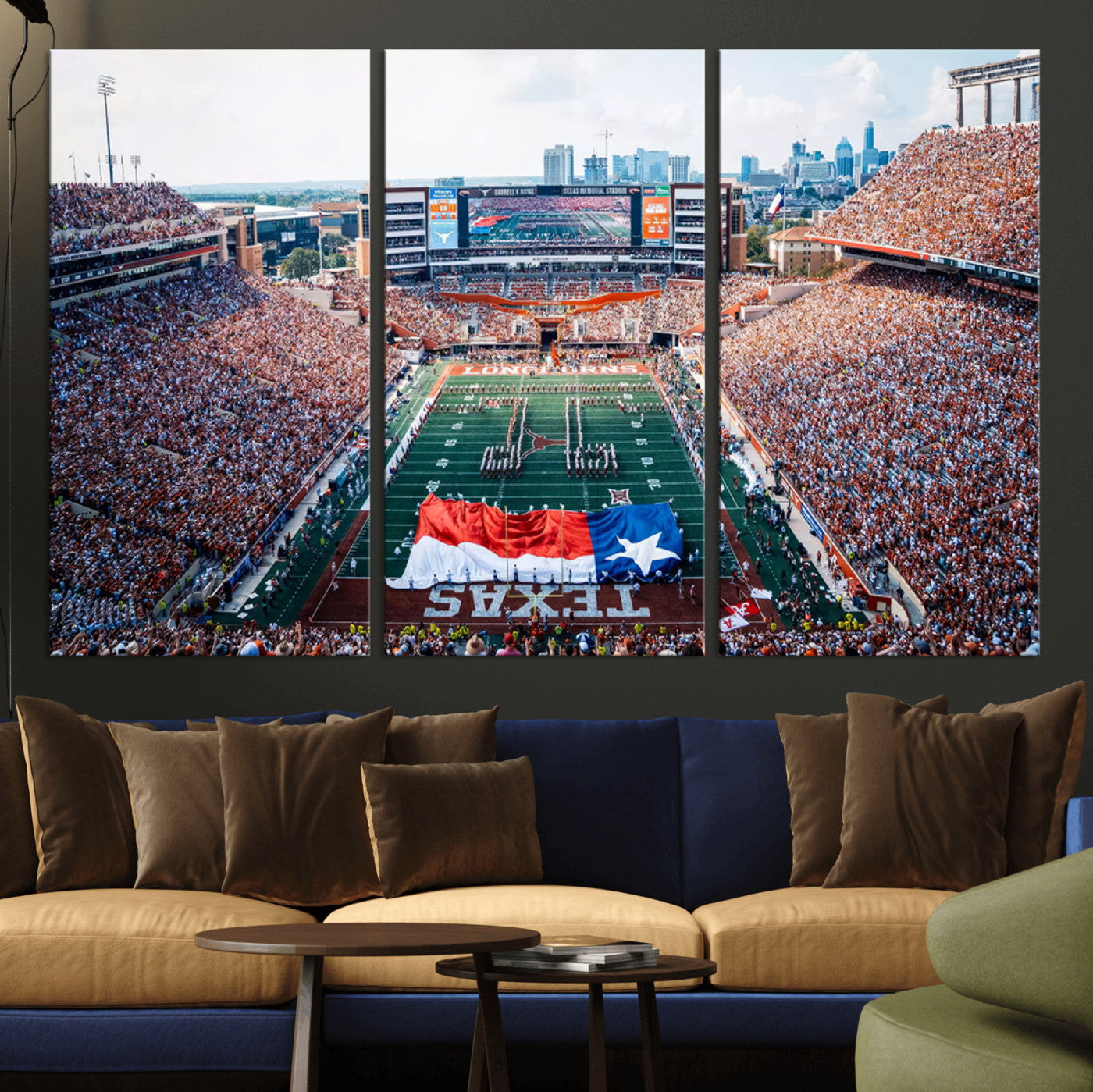 MGV-CV-48X32-3P - University of Texas Longhorns Football Team Canvas Print - Austin Darrell K Royal-Texas Memorial
