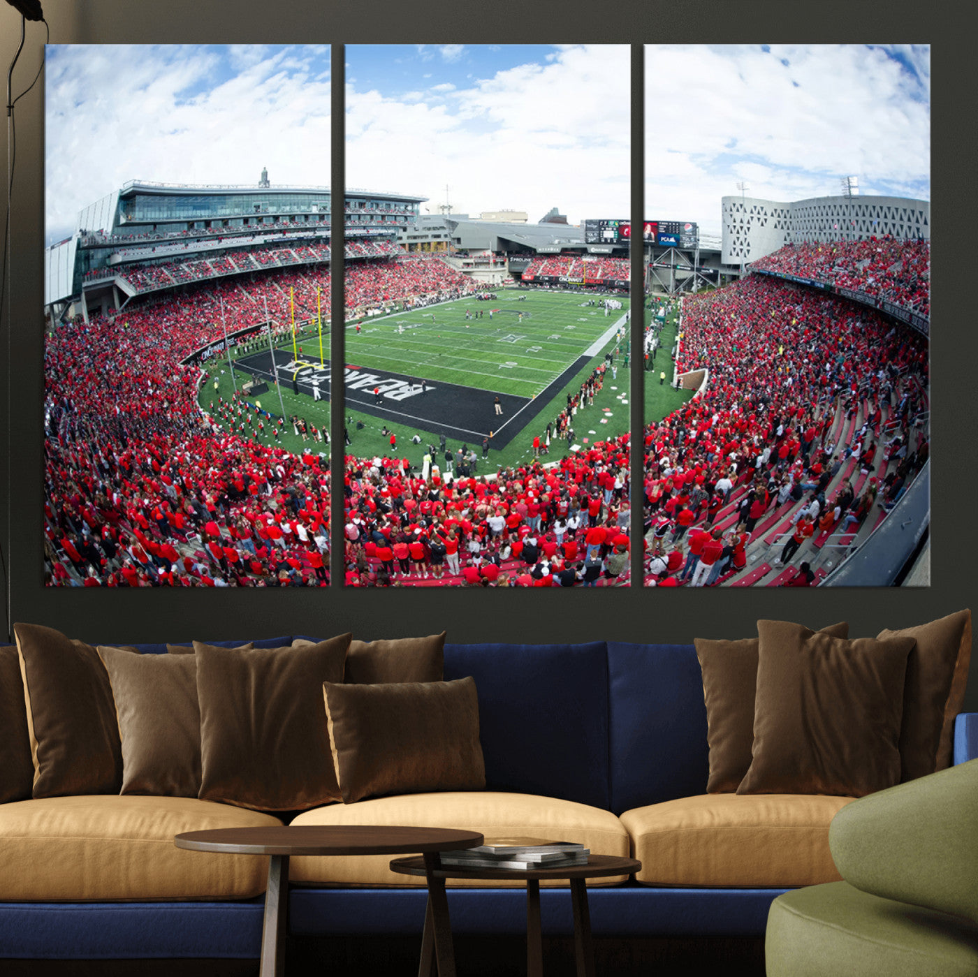 MGV-CV-48X32-3P - Cincinnati Bearcats Football Team Print - Nippert Stadium Wall Art Canvas Print