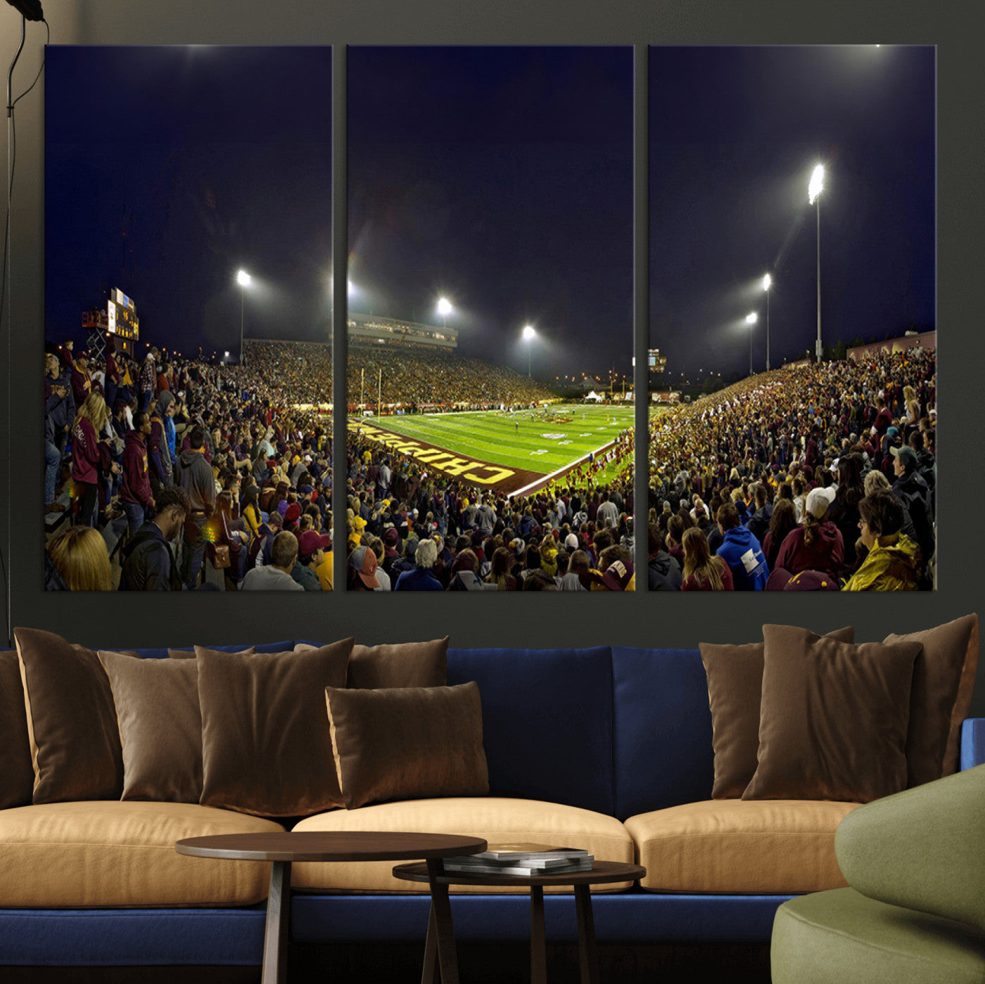 45619-MGV-CV-48X32-3P-Central Michigan University Chippewas Canvas Wall Art, Football Team Print - Mount Pleasant