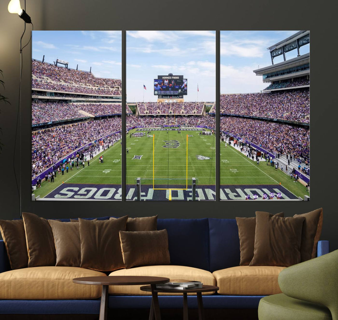 TCU Horned Frogs Football Team Print - Fort Worth Amon G. Carter Stadium Wall Art Canvas Print.t