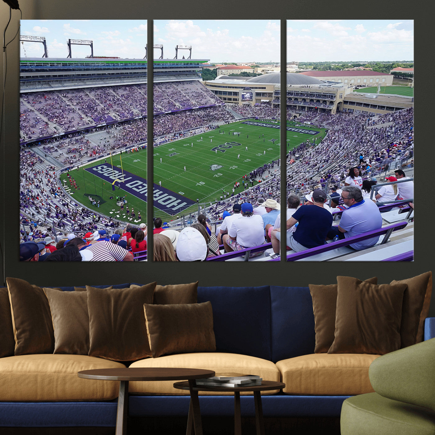 95139-MGV-CV-36X24-The Texas Christian University TCU Horned Frogs Football Team Print - Fort Worth Amon G. Carter