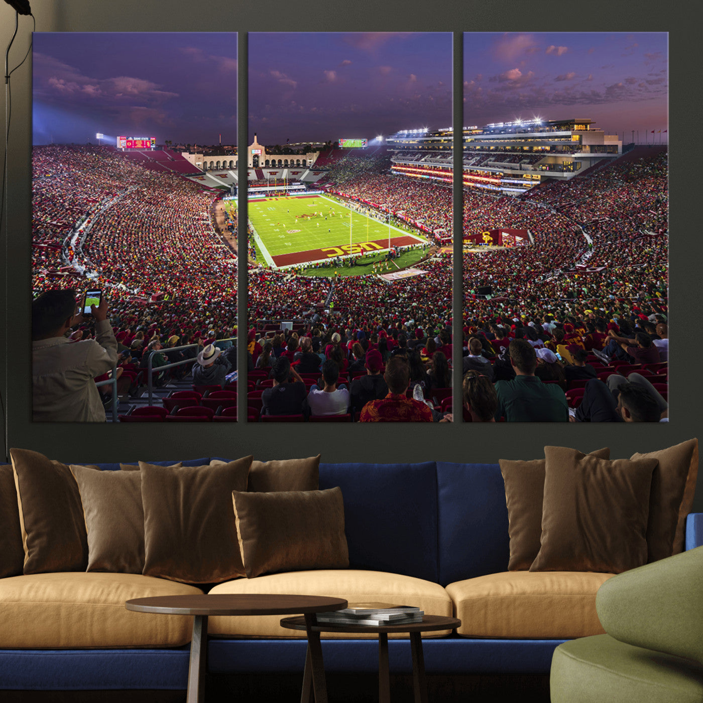 MGV-CV-48X32-3P - The University of Southern California USC Trojans Football Team Print - Los Angeles Memorial