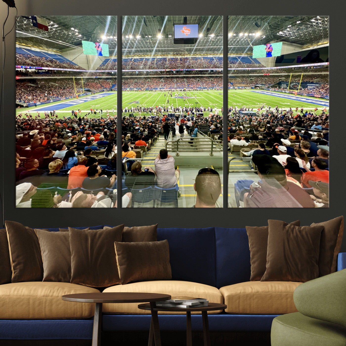 57279-MGV-CV-36X24-The University of Texas at San Antonio Roadrunners Football Team Print - San Antonio Alamodome Wall